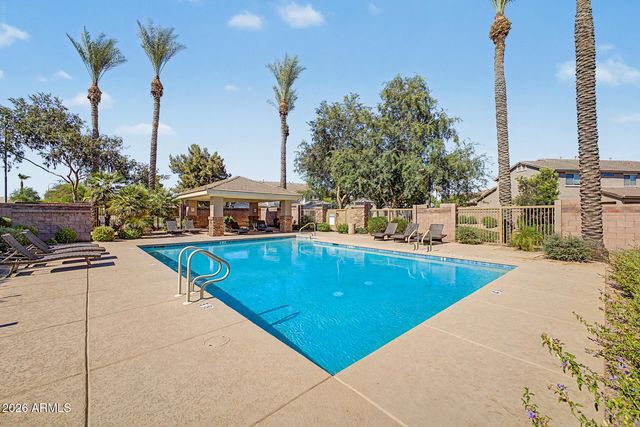 3841 S LAUREL Way, Chandler, AZ 85286