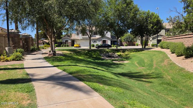 3841 S LAUREL Way, Chandler, AZ 85286