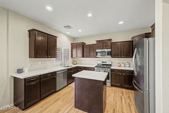 3841 S LAUREL Way, Chandler, AZ 85286
