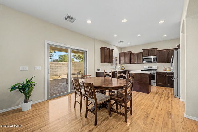 3841 S LAUREL Way, Chandler, AZ 85286