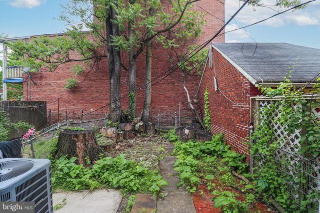1632 DERRY ST, Harrisburg, PA 17104