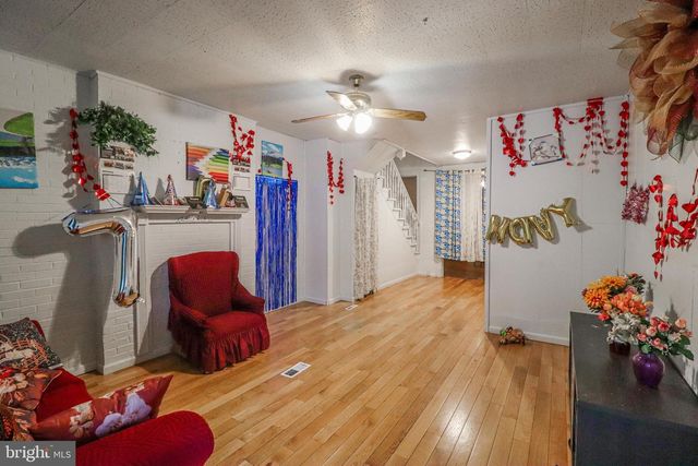 1632 DERRY ST, Harrisburg, PA 17104