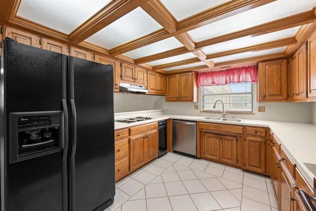 9000 W Simpson Road, Edmond, OK 73025
