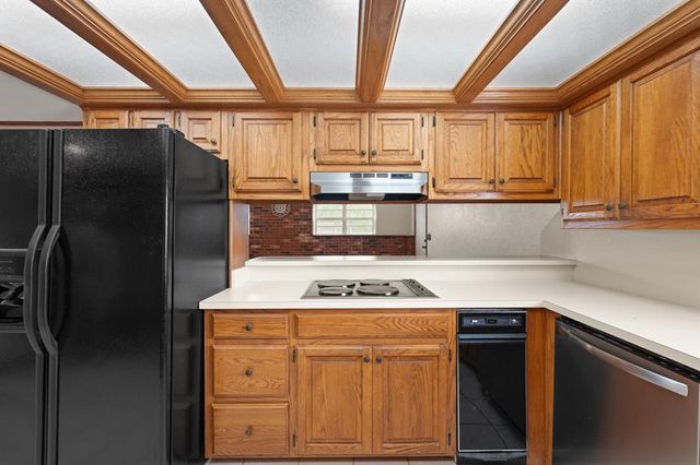 9000 W Simpson Road, Edmond, OK 73025