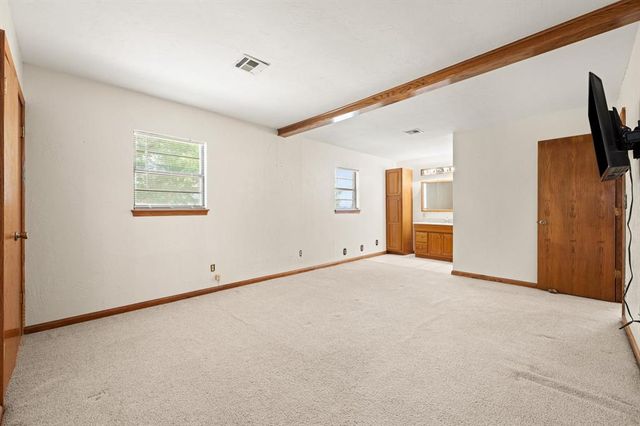9000 W Simpson Road, Edmond, OK 73025