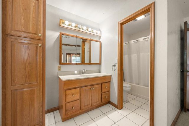 9000 W Simpson Road, Edmond, OK 73025
