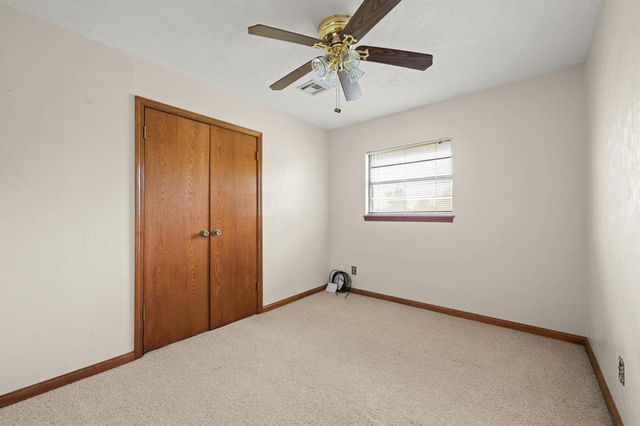 9000 W Simpson Road, Edmond, OK 73025