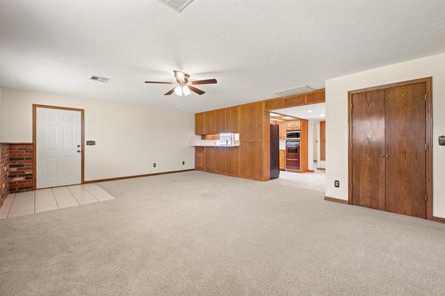 9000 W Simpson Road, Edmond, OK 73025