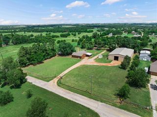 9000 W Simpson Road, Edmond, OK 73025