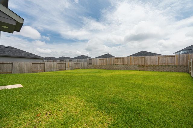 40818 Hawthorne Glades Street, Magnolia, TX 77354