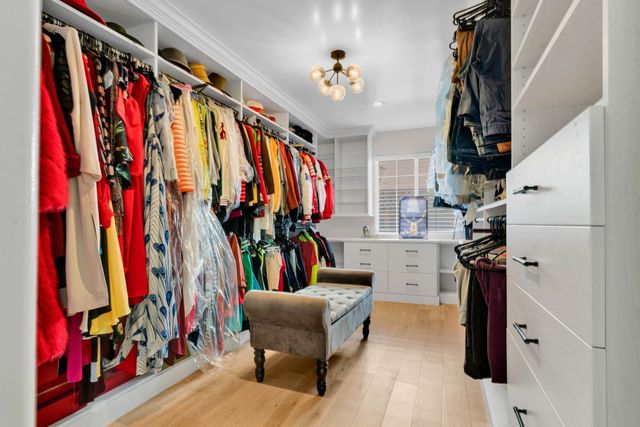 2468 Maxwell Ave, Oakland, CA 94601