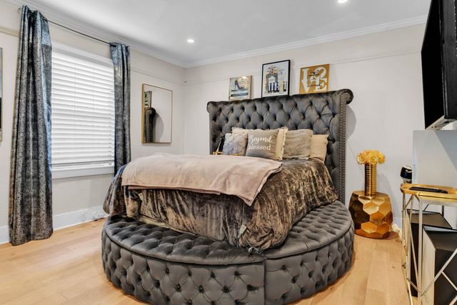 2468 Maxwell Ave, Oakland, CA 94601