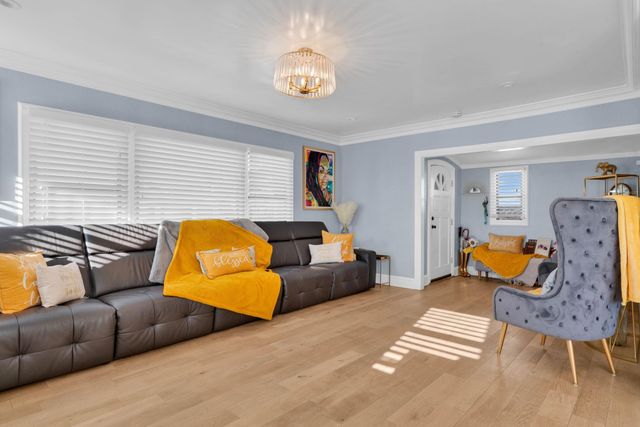 2468 Maxwell Ave, Oakland, CA 94601