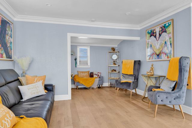 2468 Maxwell Ave, Oakland, CA 94601