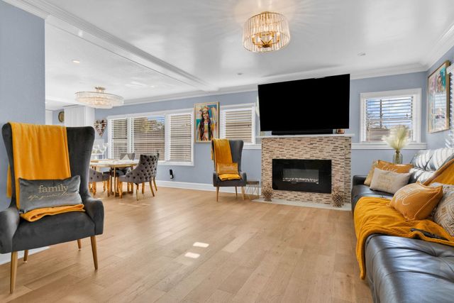 2468 Maxwell Ave, Oakland, CA 94601