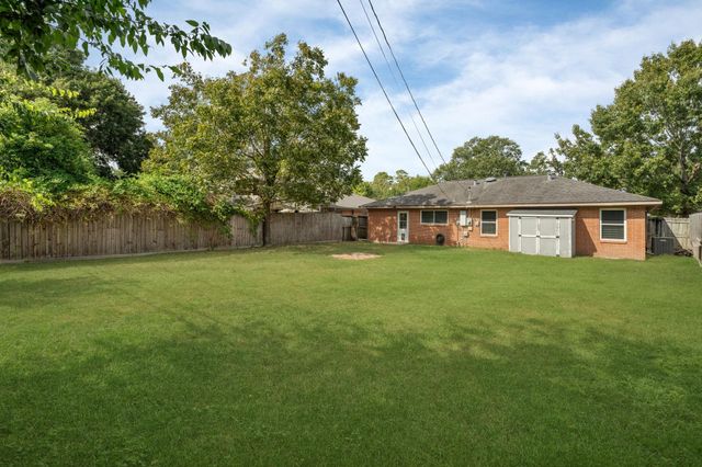 2007 Wakefield Drive, Houston, TX 77018