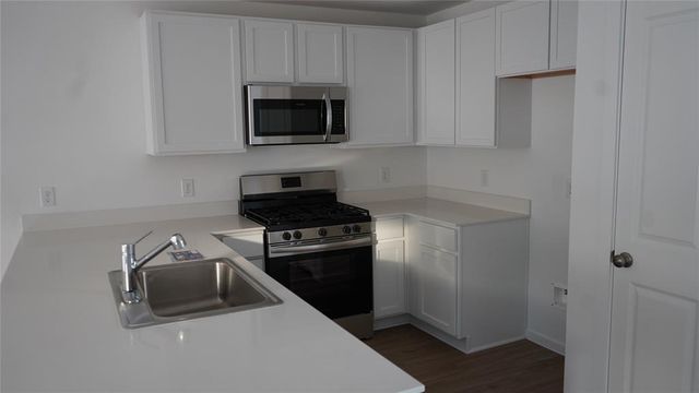 5947 Hartside Farm Trail, Humble, TX 77338