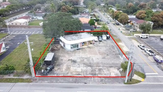 11580 NE 2ND AVENUE, Miami, FL 33161