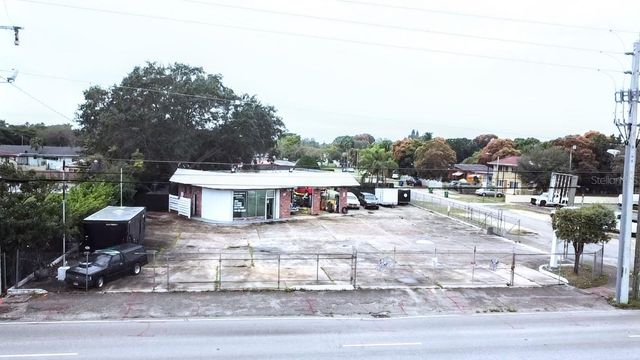 11580 NE 2ND AVENUE, Miami, FL 33161