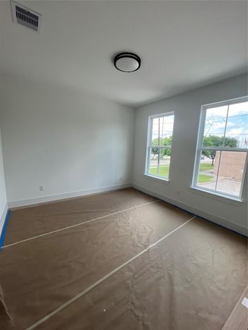 5339 A Larkin Street, Houston, TX 77007