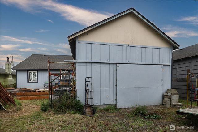 618 W King Street, Aberdeen, WA 98520