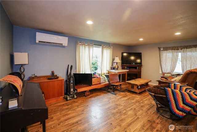 618 W King Street, Aberdeen, WA 98520