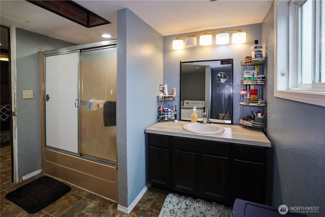 618 W King Street, Aberdeen, WA 98520