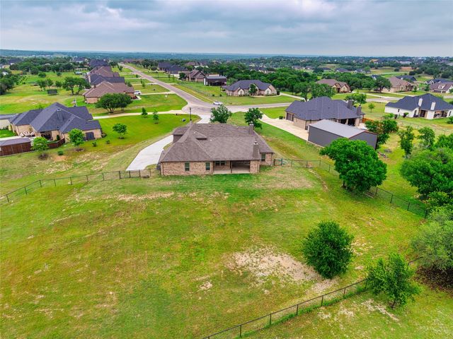 341 Oak Meadow Lane, Weatherford, TX 76085