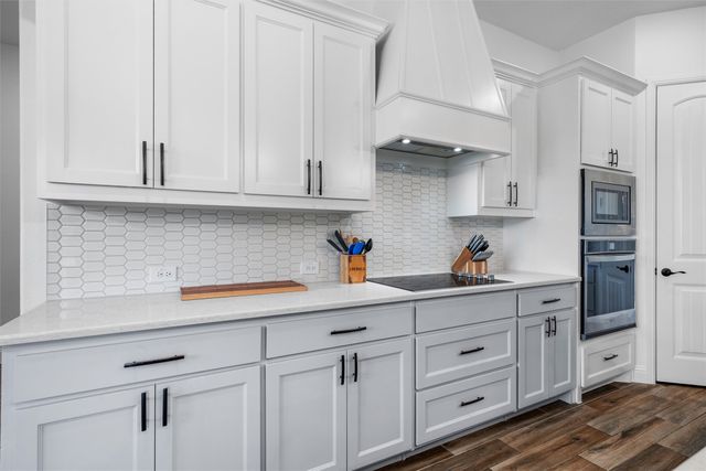 341 Oak Meadow Lane, Weatherford, TX 76085