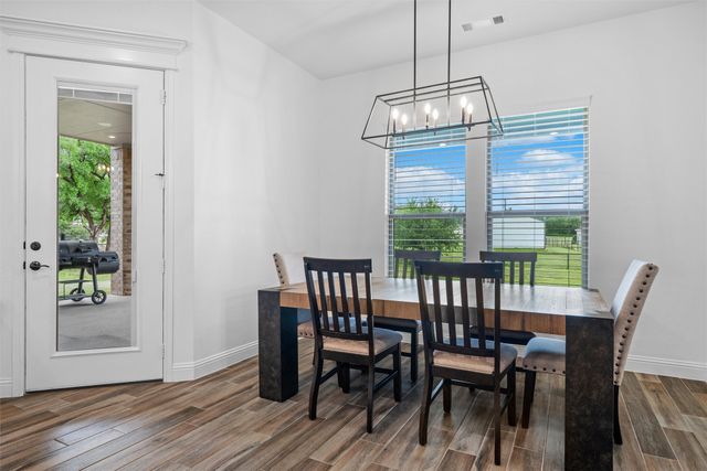 341 Oak Meadow Lane, Weatherford, TX 76085