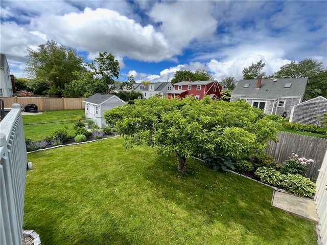 83 Eustis Avenue, Newport, RI 02840