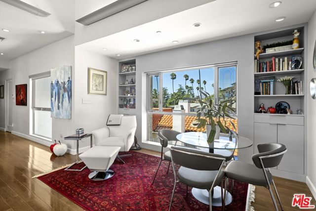 907 Lincoln Boulevard PH 302, Santa Monica, CA 90403