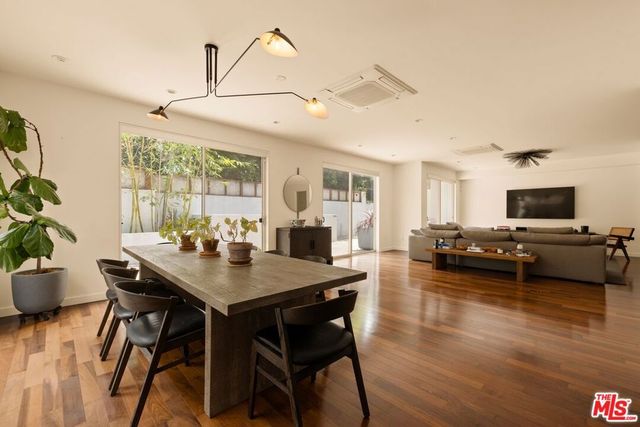 928 N Croft Avenue 102, Los Angeles, CA 90069