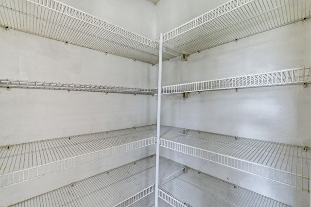 1623 Hudson Avenue, Tulare, CA 93274