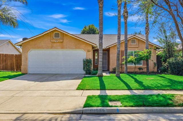 1623 Hudson Avenue, Tulare, CA 93274
