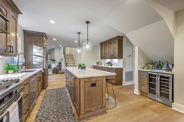 15 Windsor Drive, Charleston, SC 29407