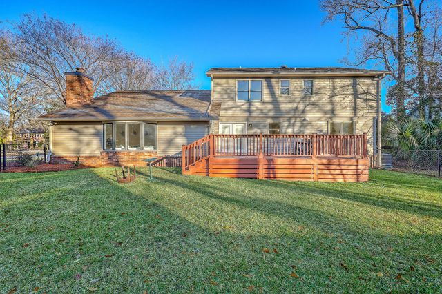 15 Windsor Drive, Charleston, SC 29407