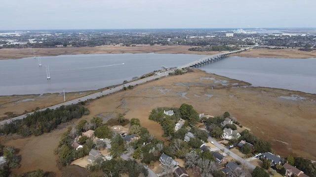 15 Windsor Drive, Charleston, SC 29407