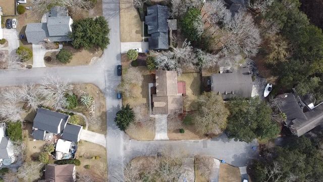 15 Windsor Drive, Charleston, SC 29407