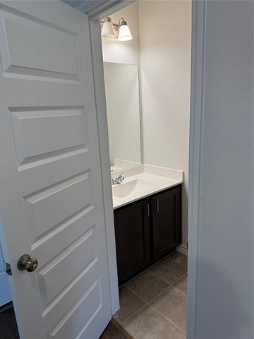 409 Saddle Lane, Denton, TX 76205