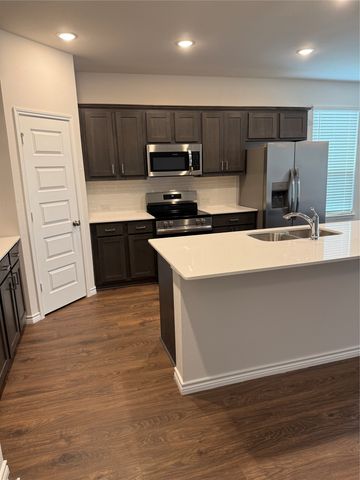 409 Saddle Lane, Denton, TX 76205