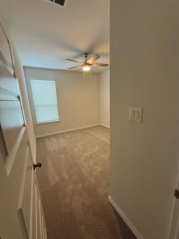 409 Saddle Lane, Denton, TX 76205