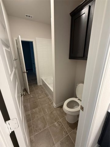 409 Saddle Lane, Denton, TX 76205