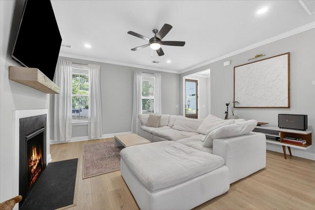 1205 Crooked Oak Road, Charleston, SC 29492