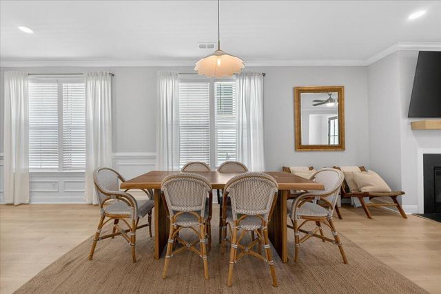 1205 Crooked Oak Road, Charleston, SC 29492