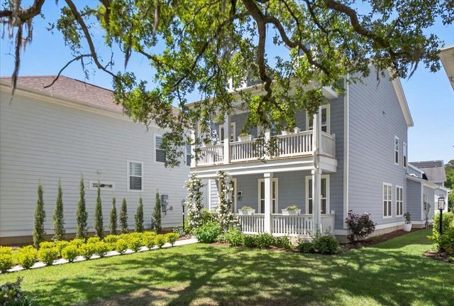 1205 Crooked Oak Road, Charleston, SC 29492