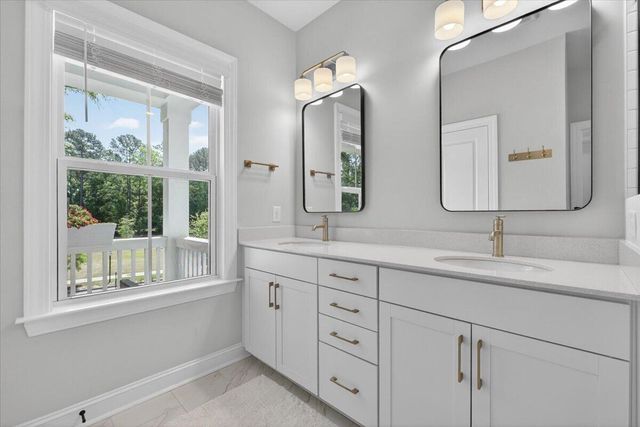 1205 Crooked Oak Road, Charleston, SC 29492