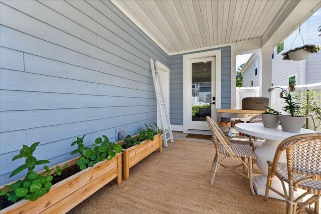 1205 Crooked Oak Road, Charleston, SC 29492