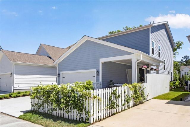 1205 Crooked Oak Road, Charleston, SC 29492
