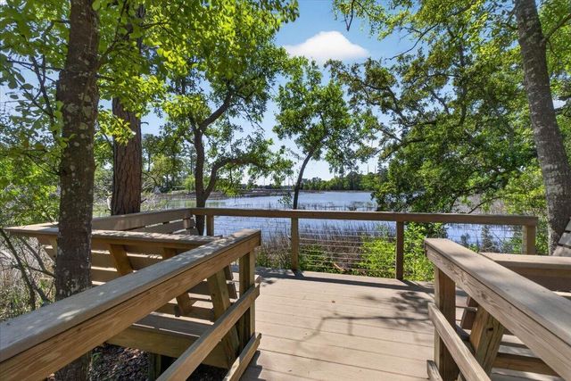 1205 Crooked Oak Road, Charleston, SC 29492